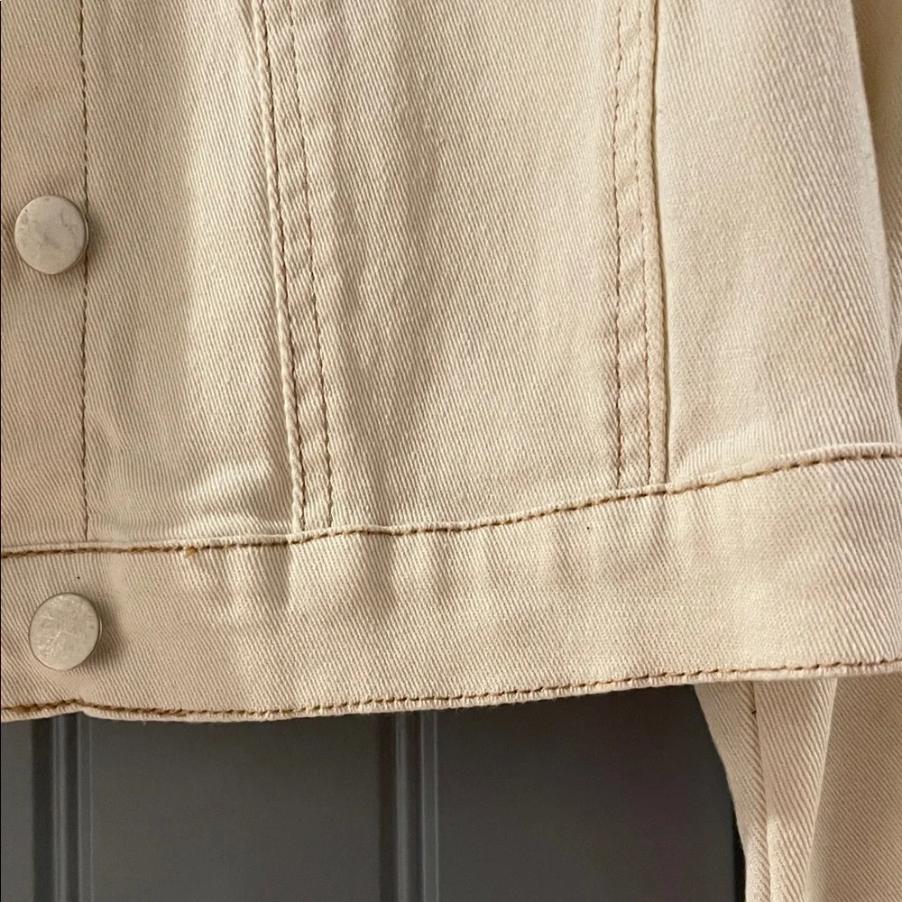 American Eagle Outfitters Light Tan Denim Jacket - Picture 7 of 12